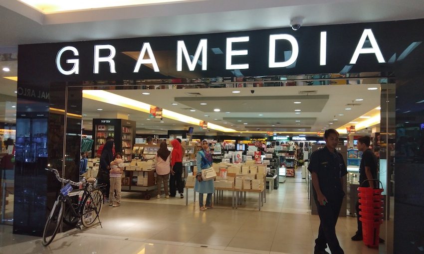 Gramedia Mall Ratu Indah - Toko Buku di Makassar