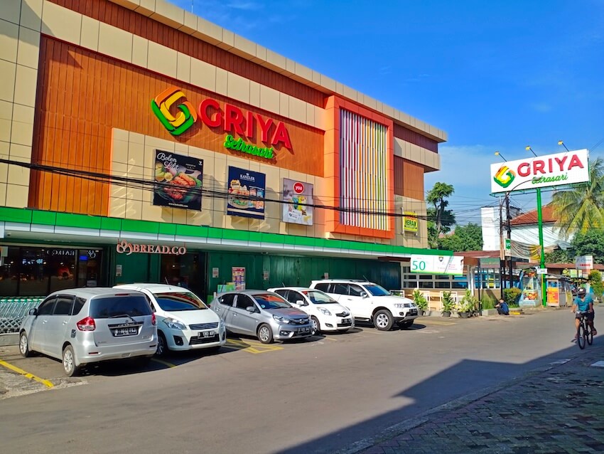Griya Supermarket - Supermarket di Bandung