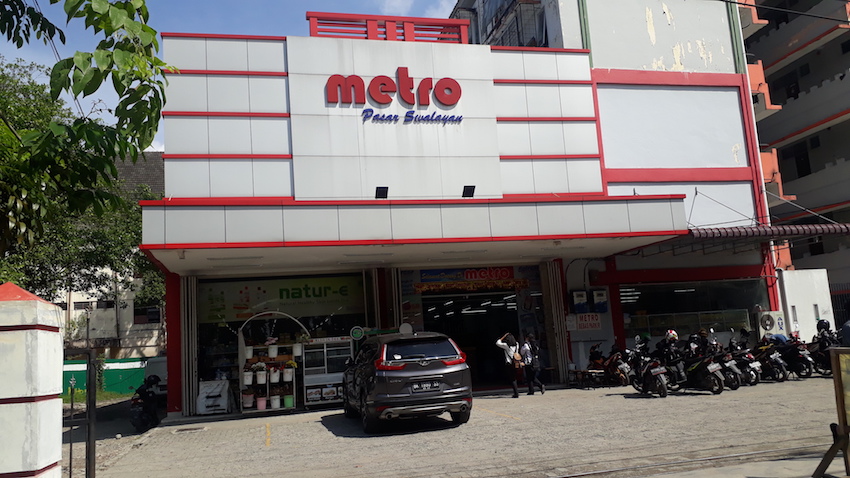 Metro Pasar Swalayan - Supermarket di Medan