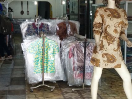 Batik Danar Hadi - Toko Batik di Palembang