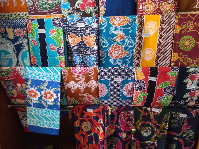 Batik Tulis Celaket - Toko Baju Batik di Malang
