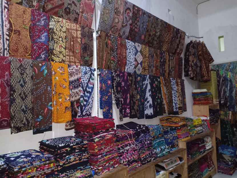 Batik Umiromlah - Toko Baju Batik di Malang