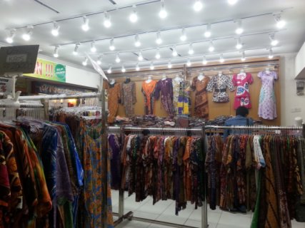 Toko Batik Kencana Ungu - Toko Baju Batik di Bandung